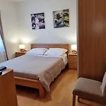 Valentina 公寓 *